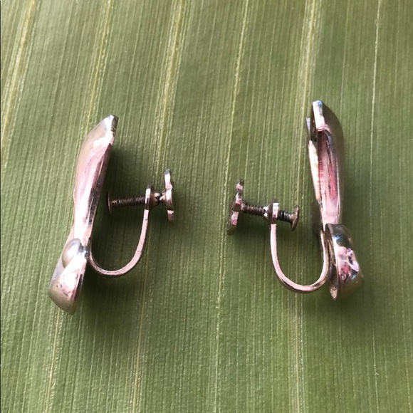 🛼Vintage Silver Tone Earrings - Picture 5 of 7
